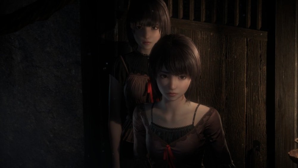 FATAL_FRAME_II__Crimson_Butterfly_REMAKE_-_03_Mio_and_Mayu_02.jpg